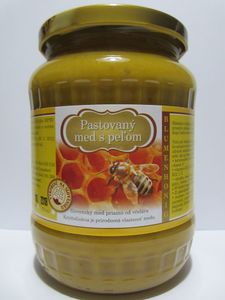 Pastovaný med s peľom